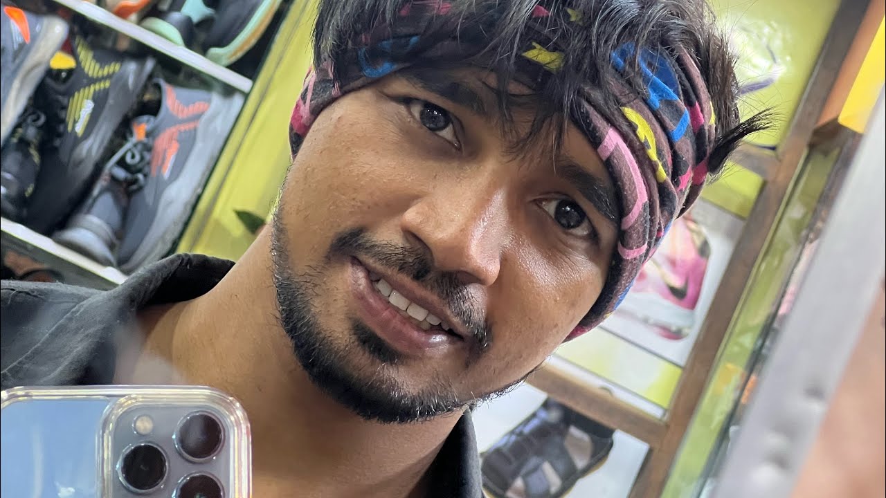 যার বিপদ সেই বুঝে ,অন্যরা শুধু গল্প খুঁজে