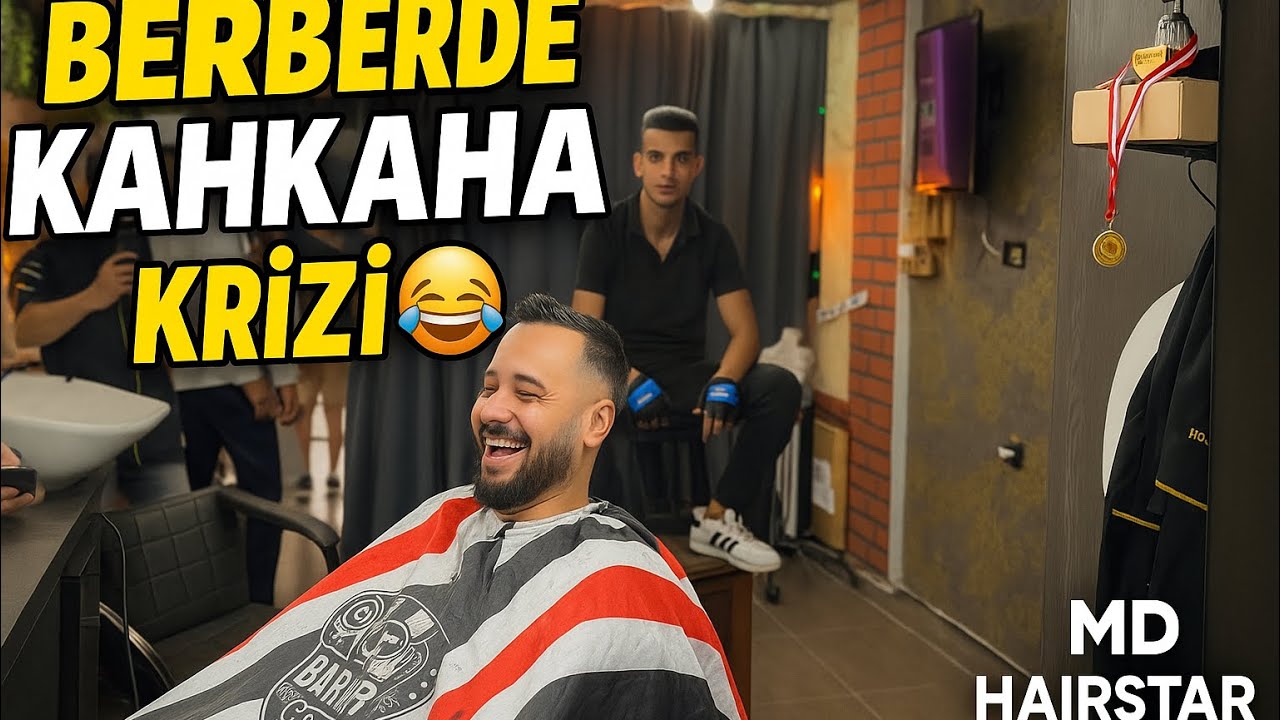 	“Müşteri Taburede, Mizah Havada! 😂”