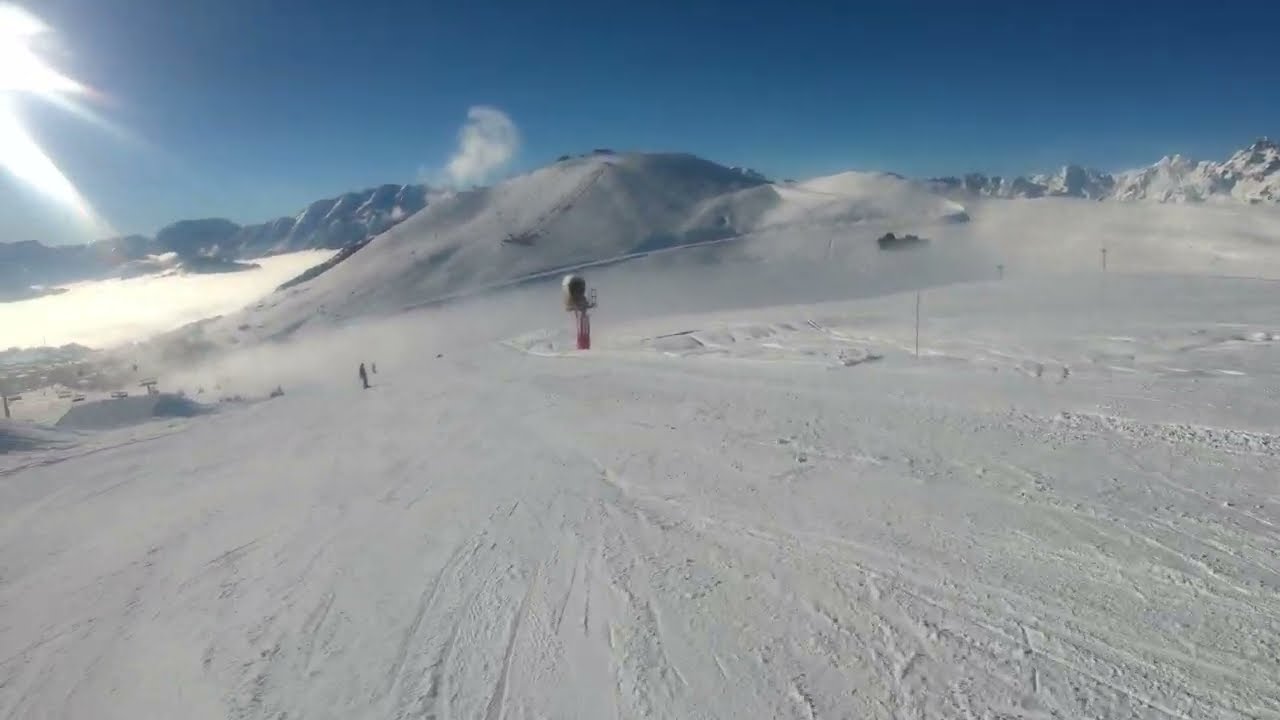 Alpe D'Huez. From 2300m tackle an easy longer run that are so good at Alpe D'Huez