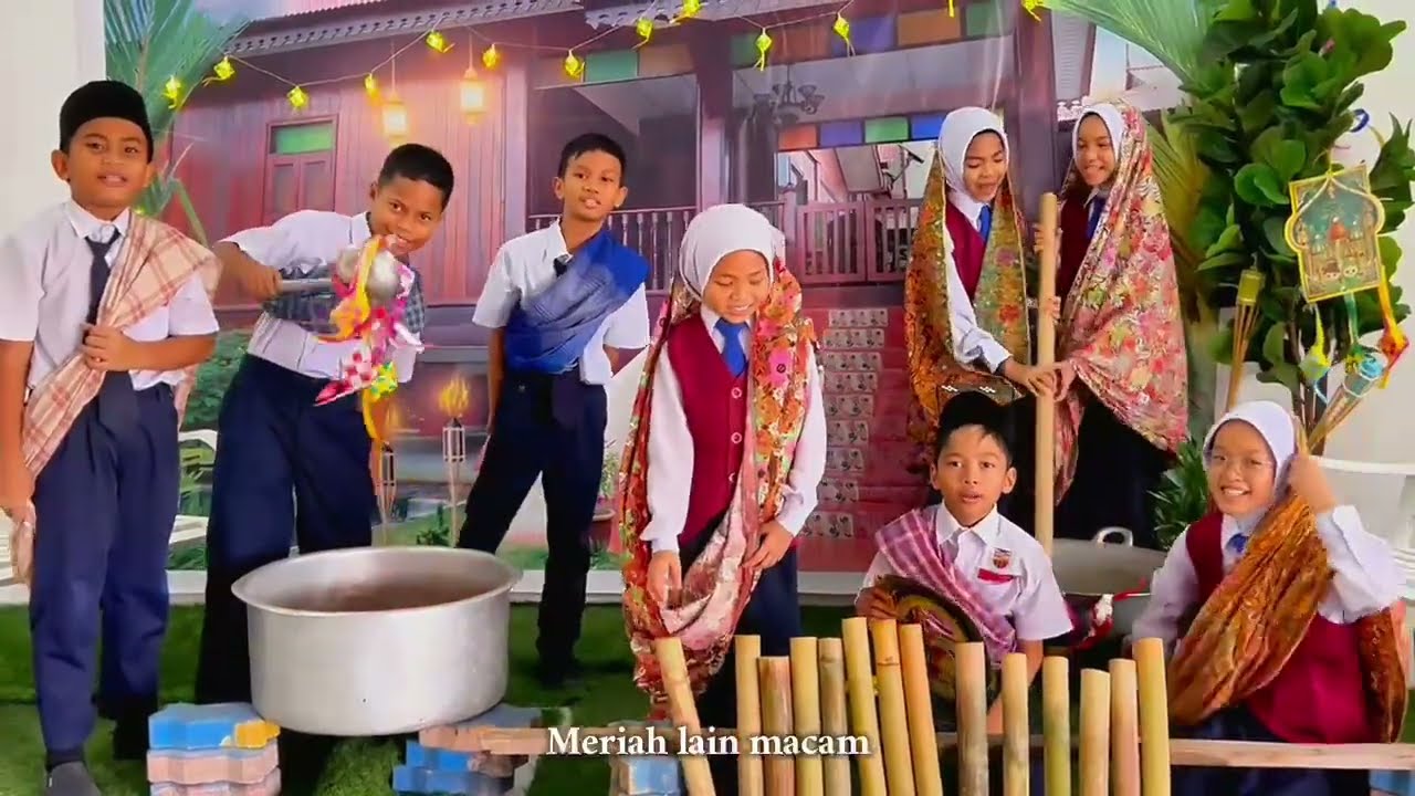 Nirwana Raya -  Meriah Lain Macam