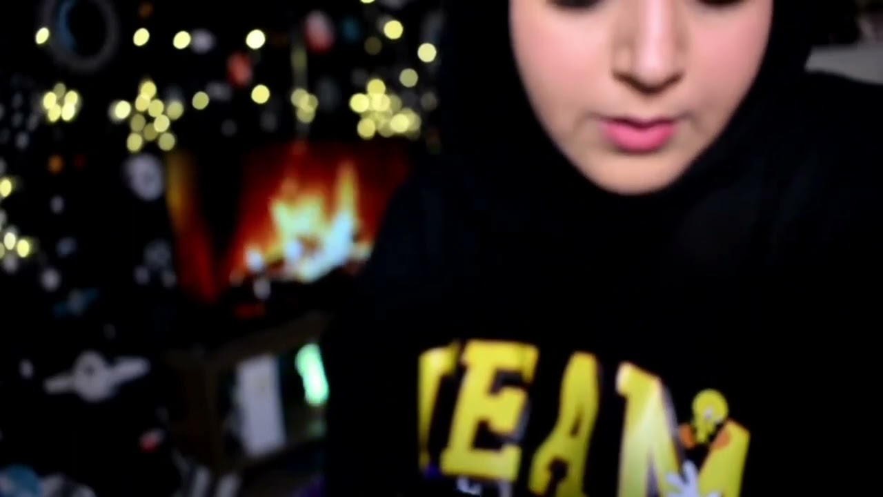 Arabic ASMR Answering Your Questions Last Video of the Year 🤗 Answering Your Questions