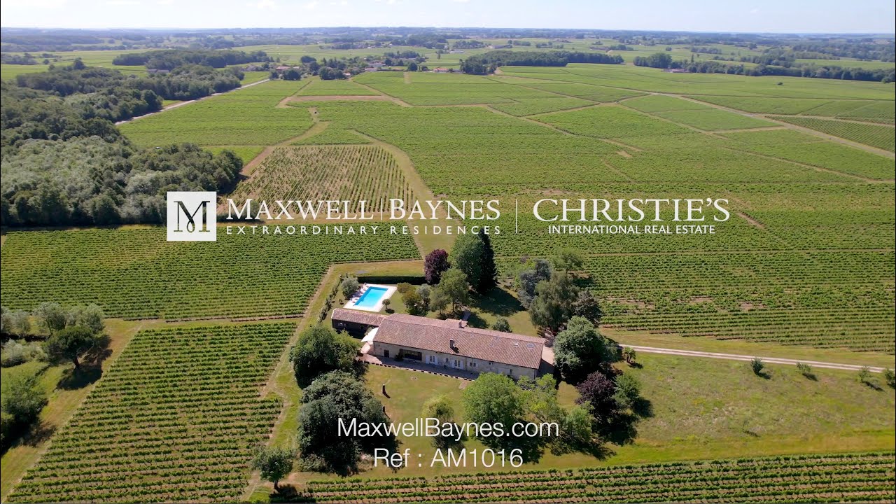 Beautiful stone house amongst vines near Saint-Emilion, France. Maxwell-Baynes: AM1016