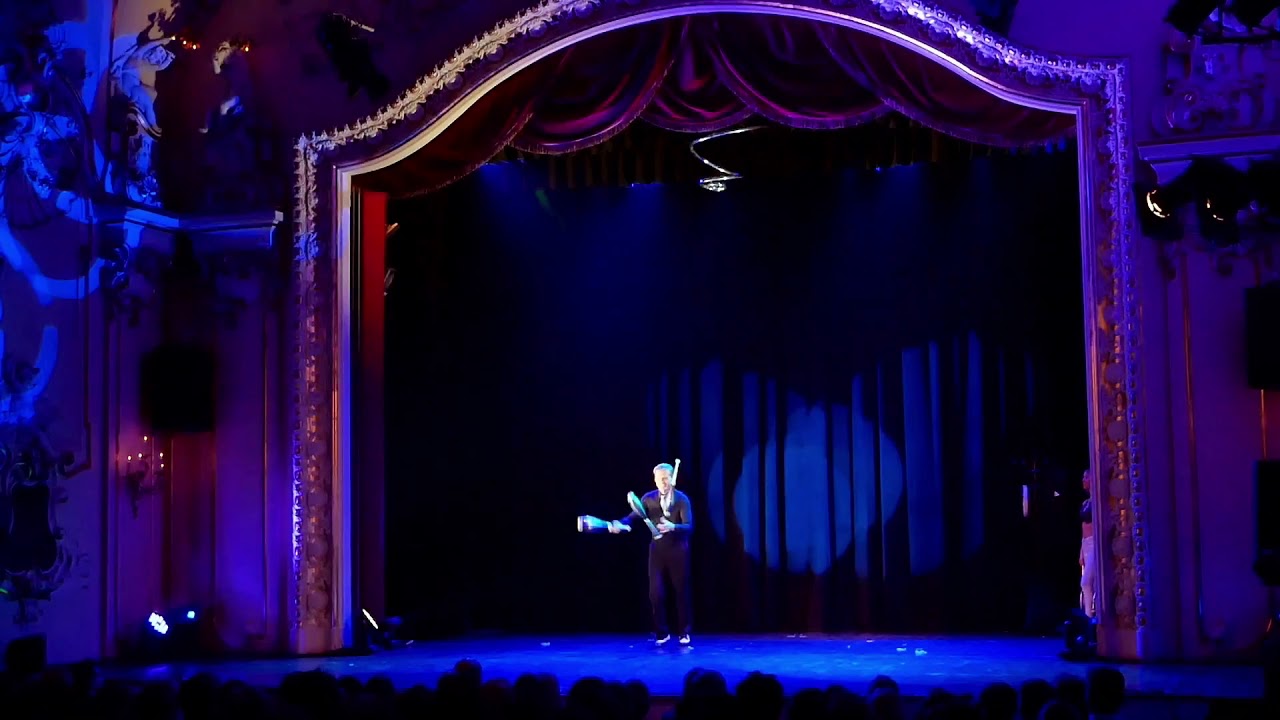 Juggling Act - Sebastian Richter