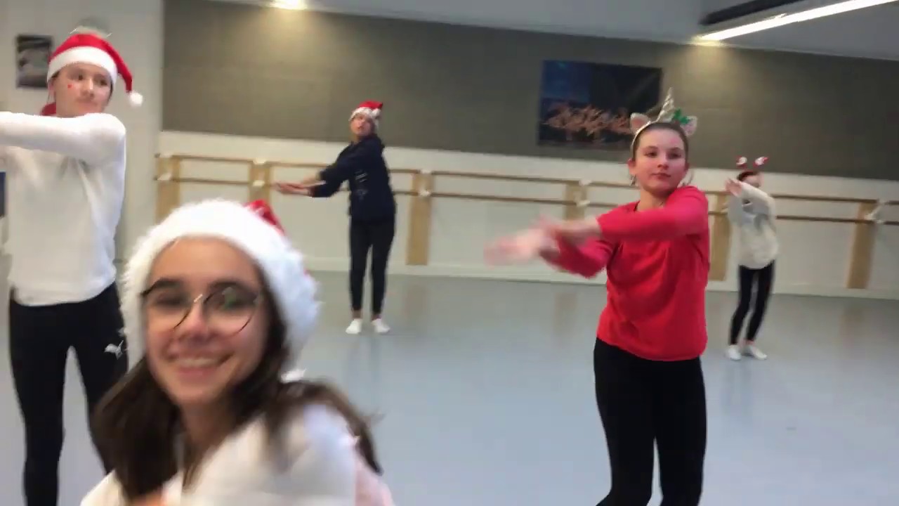 CHRISTMAS PARTY  Cr&eacute;aJazz Dance Mauguio Delphine Simon