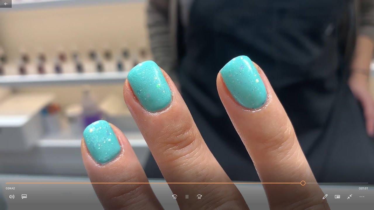 Manicura Perfecta en Nails and Friends  💅 Decoración de Uñas para Navidad 🎄 @mariajosecayuela