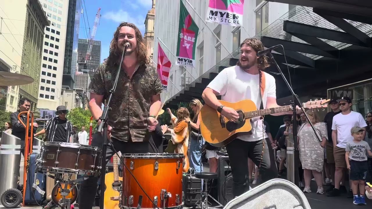 The Pierce Brothers “Amsterdam” Burke Street Mall, Melbourne 21/12/2024.