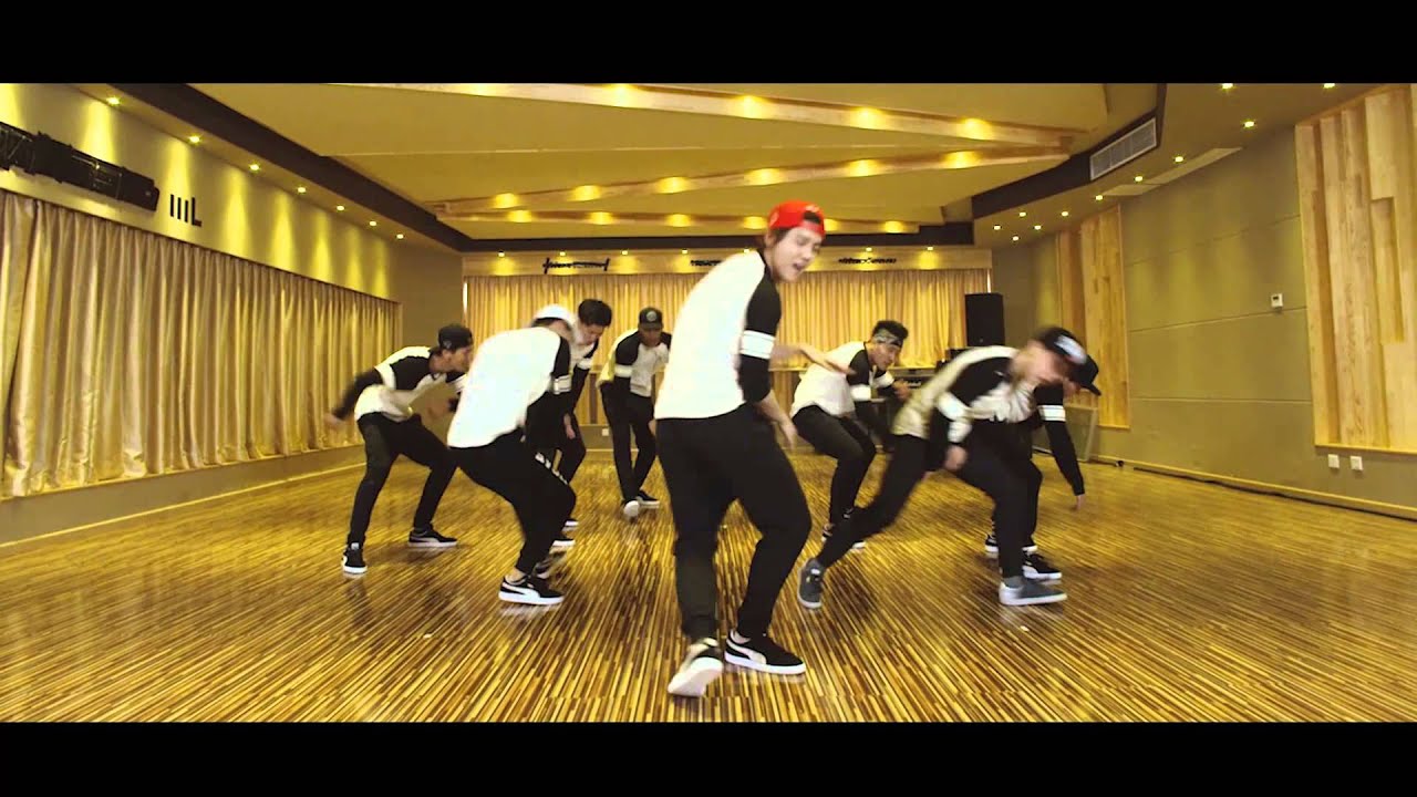 LuHan鹿晗_Football Gang/超级冠军_Dance Practice Video练习室版MV