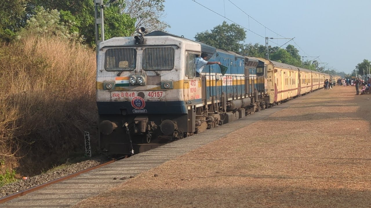 Mangaluru Mumbai Superfast departs from Byndoor Railway Station