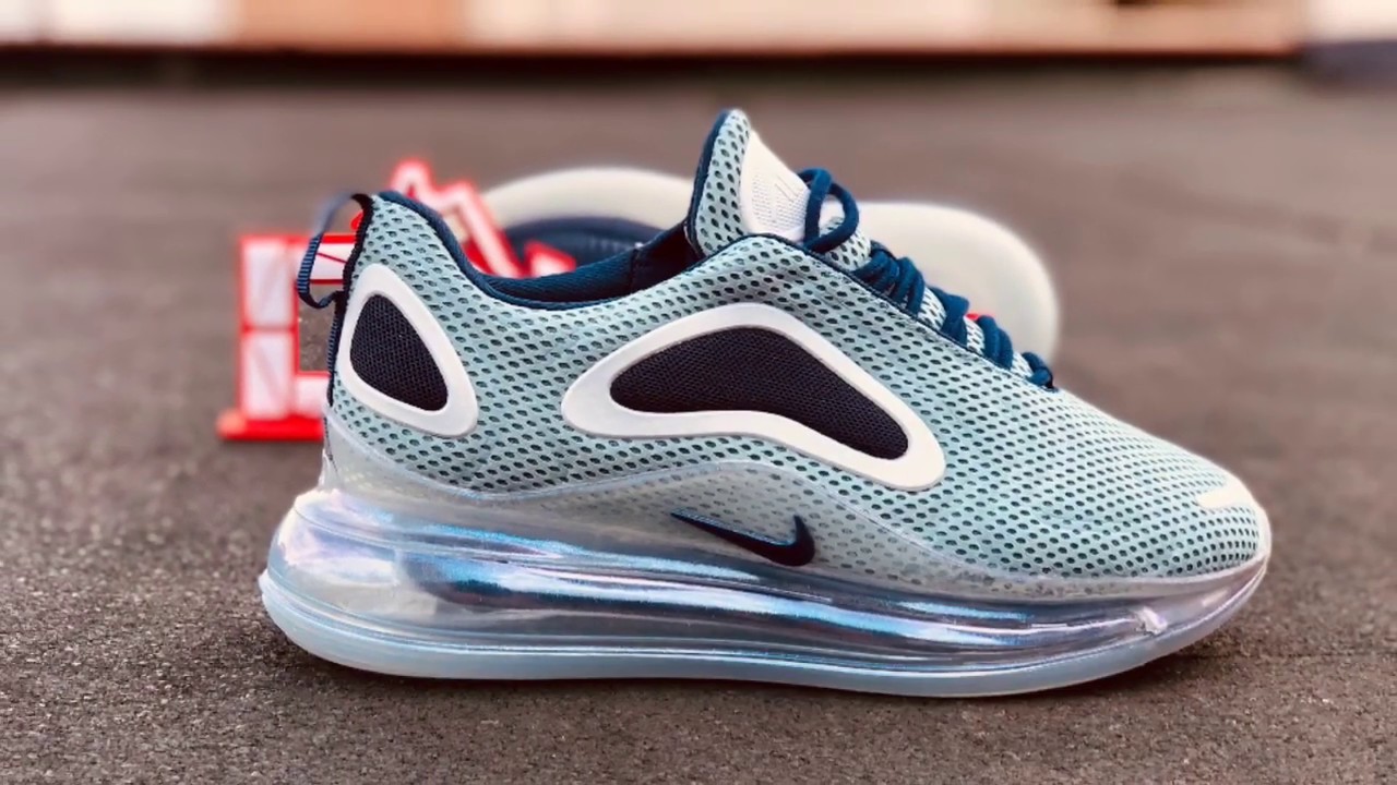 NIKE Air Max 720
