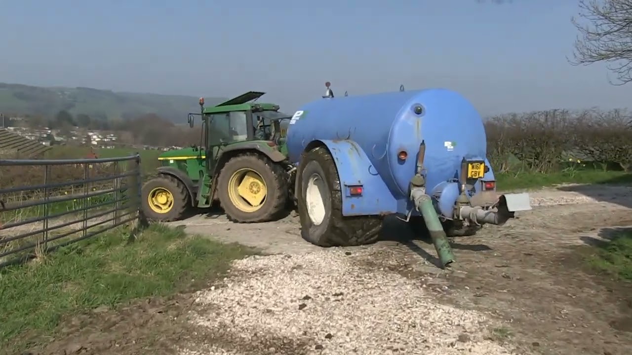 JOHN DEERE 6610 AND SLURRY TANKER