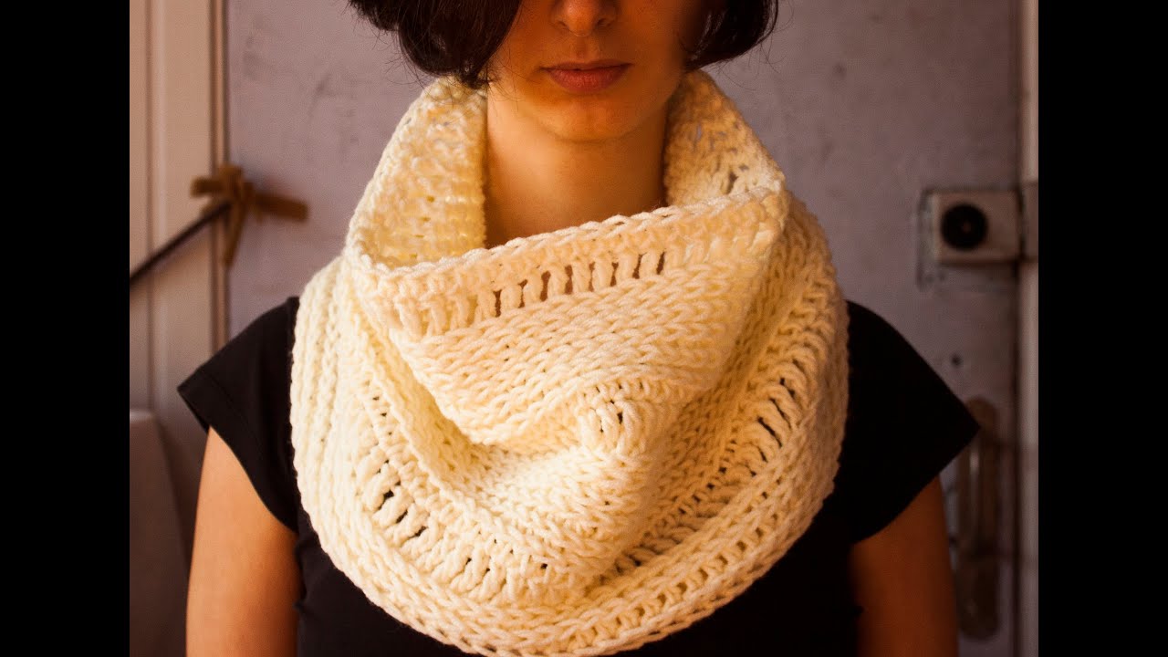 how to crochet knit look cowl