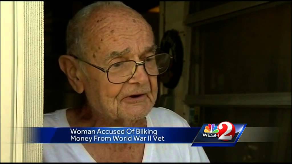 Elderly man left with $3.09 in bank account by con, police say