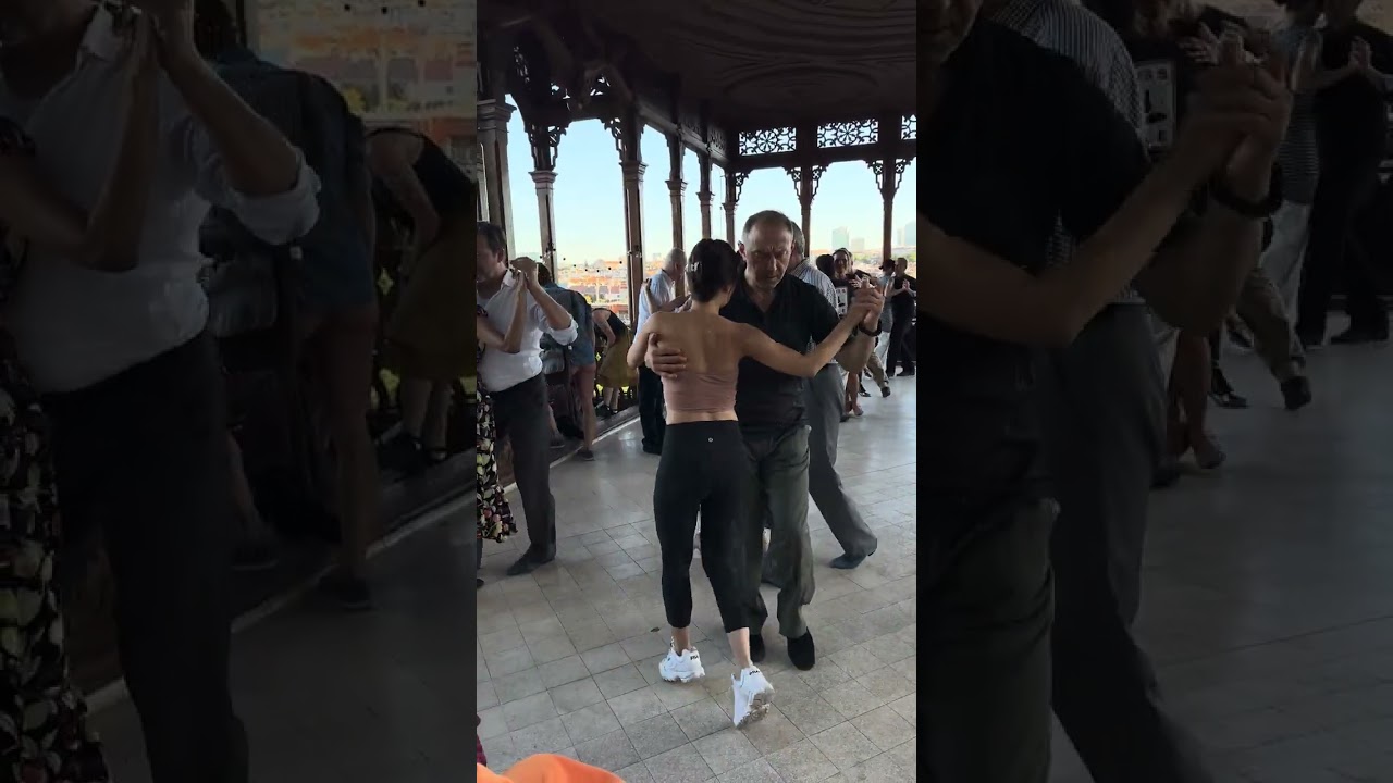 Pavilon Gr&eacute;bovka (Monday milonga 1 sunset) - Prague, Czech Republic