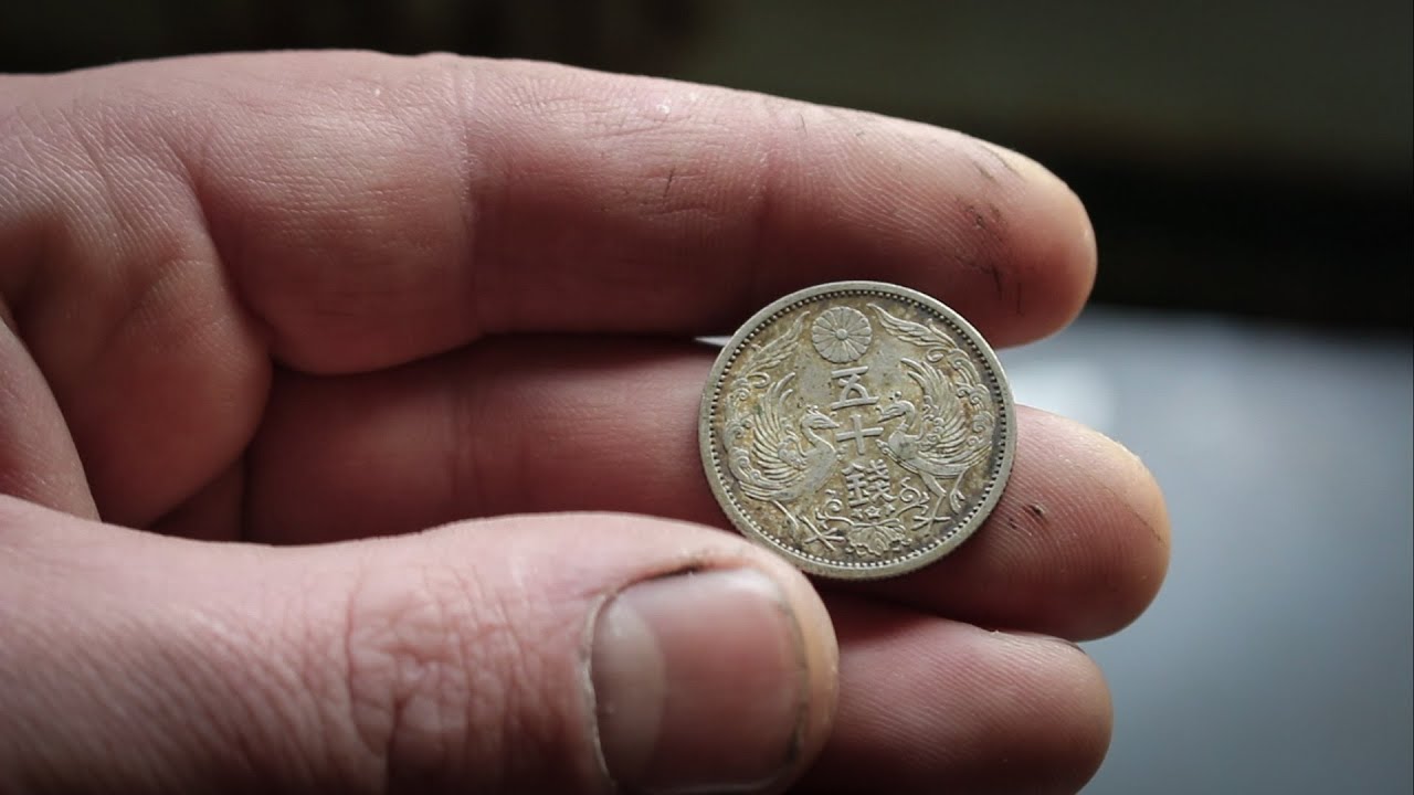 Fabrication d'une bague avec une pièce de monnaie du Japon
