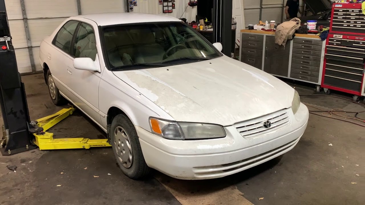 1999 Toyota Camry 