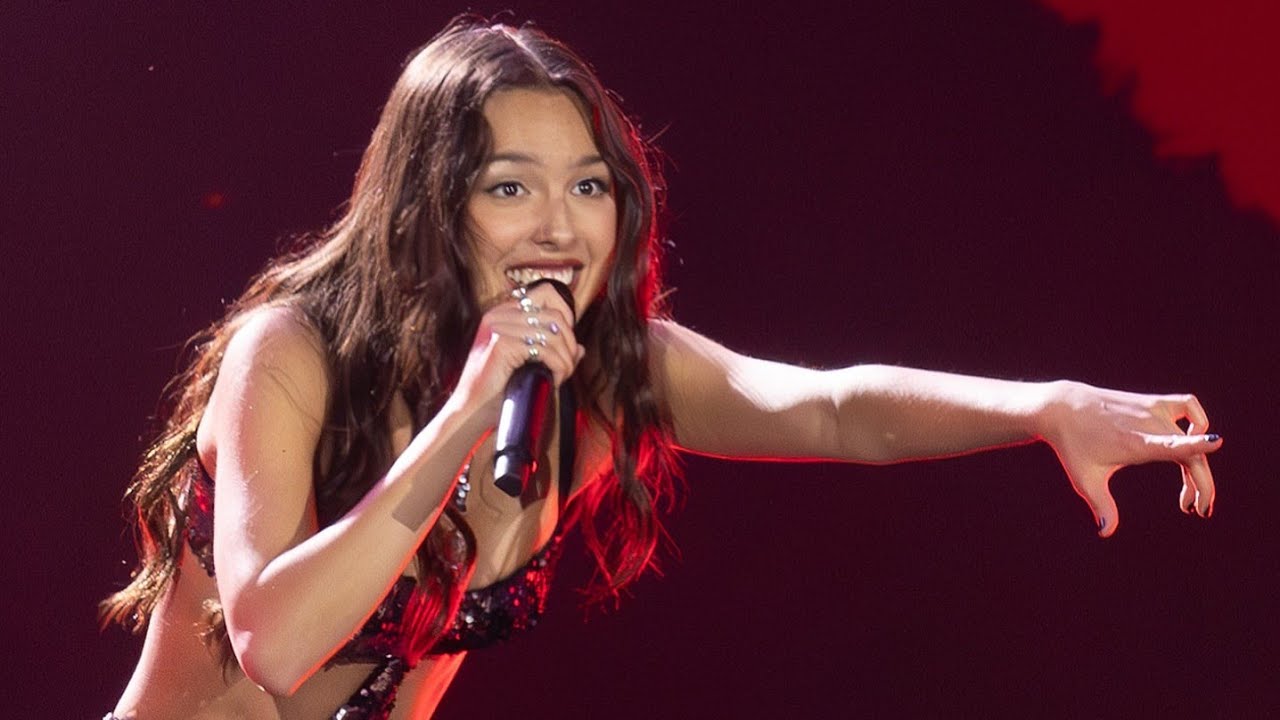 Olivia Rodrigo - Traitor (Live In Curitiba / Brasil - 2025) Guts World Tour (Spilled)