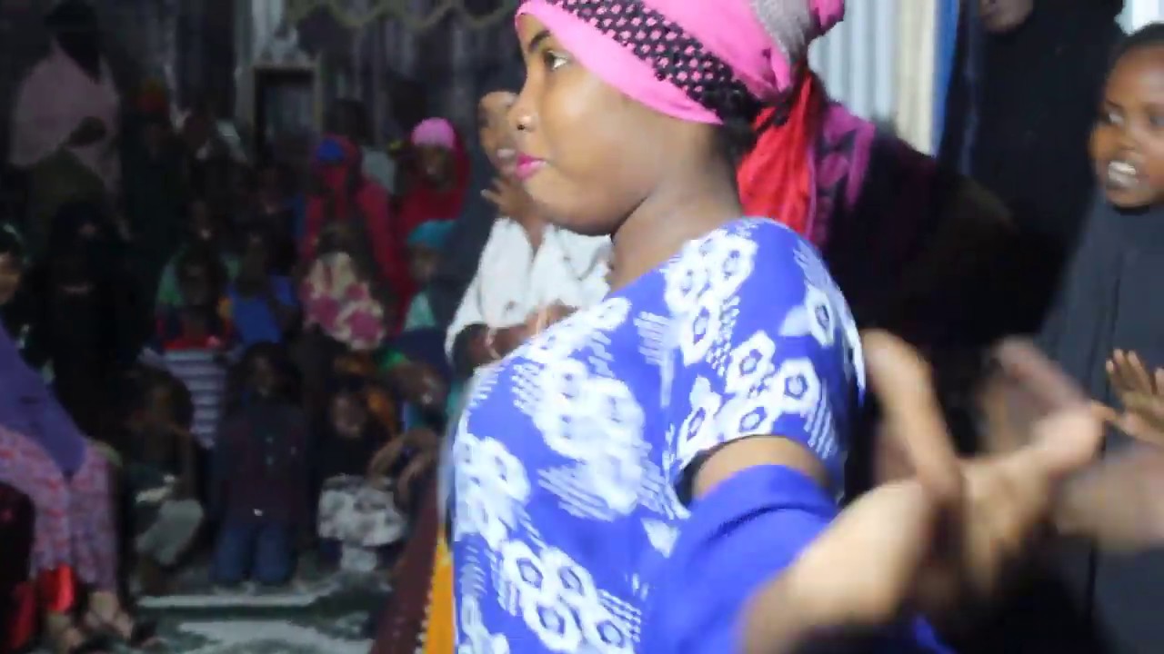 SOMALI NIIKO 2019 GABDHO SHIDAN NIIKO AAN INABA CAADI EHEEN IYO HEEATII SHAADIYO SHARAF IGU QABO