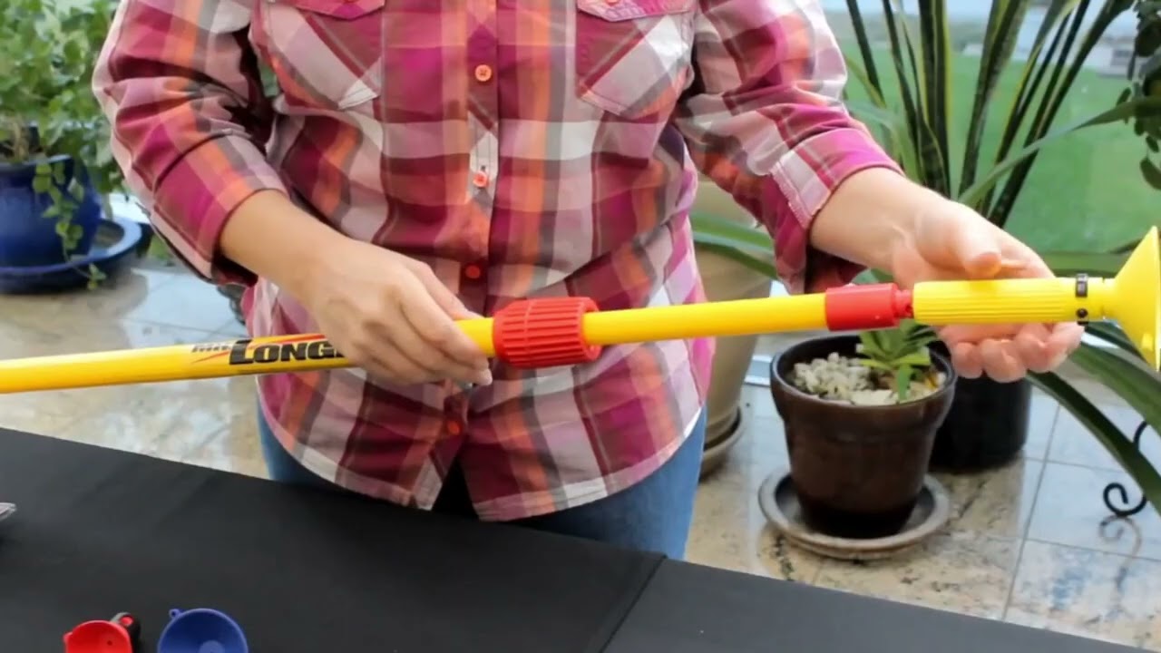 Mr. LongArm Light Bulb Changers