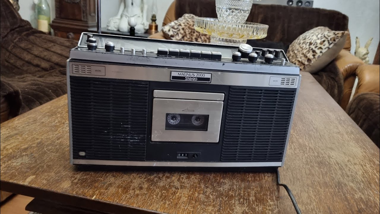 Funktionstest Radiorecorder, Kofferradio Schneider Magnus 2000 . Kindheits Erinnerung .