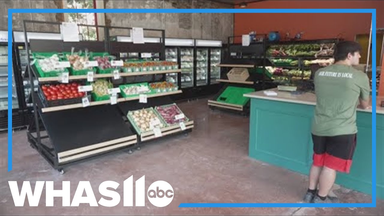 This Indiana school district just launched the only student-run grocery store in the country