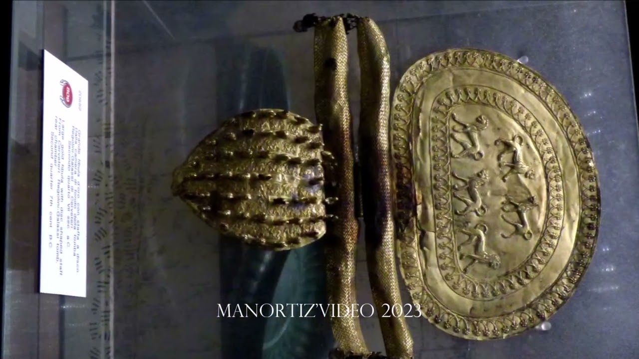 Ori dalla tomba Regolini Galassi di Cerveteri Etruscan gold from the Regolini Galassi Tomb, manortiz