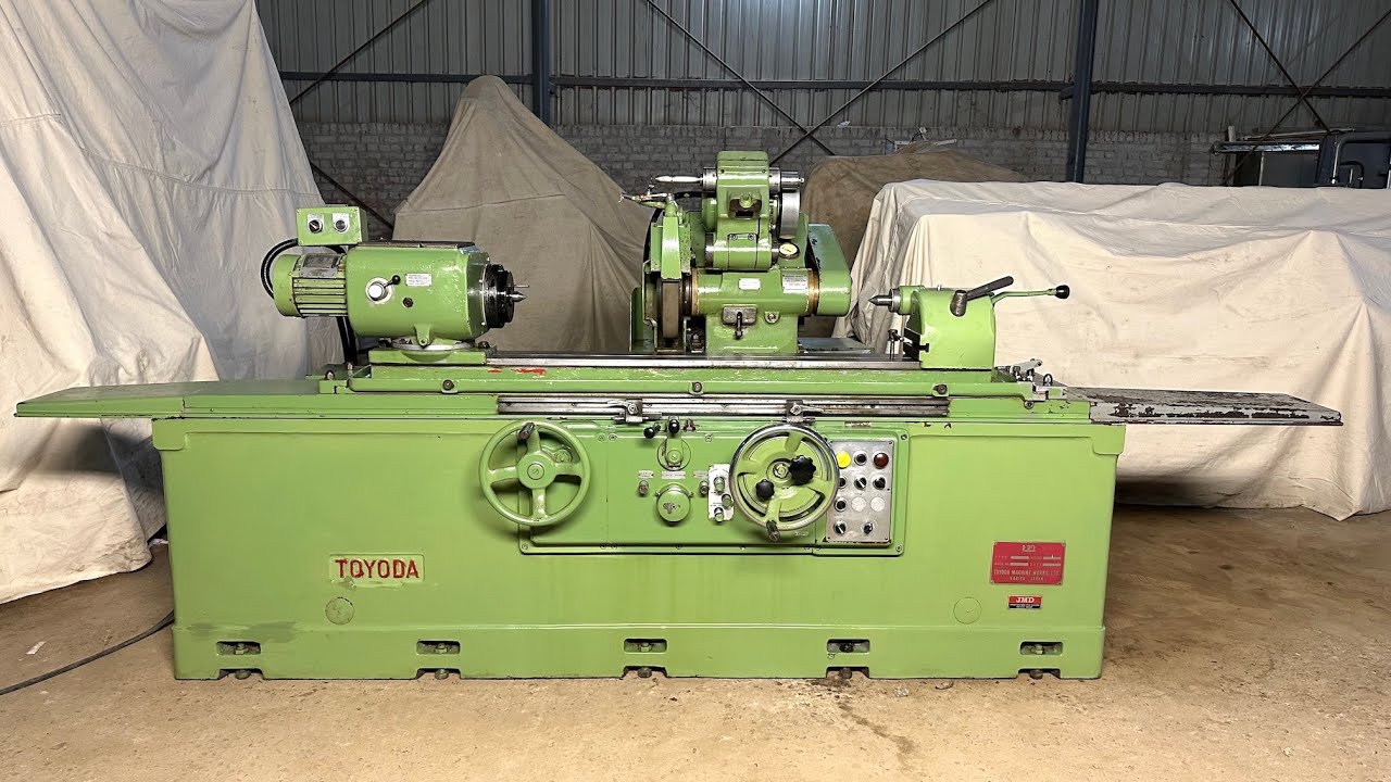 Universal Cylindrical Grinder - Toyoda Japan - 1000 mm Job Length