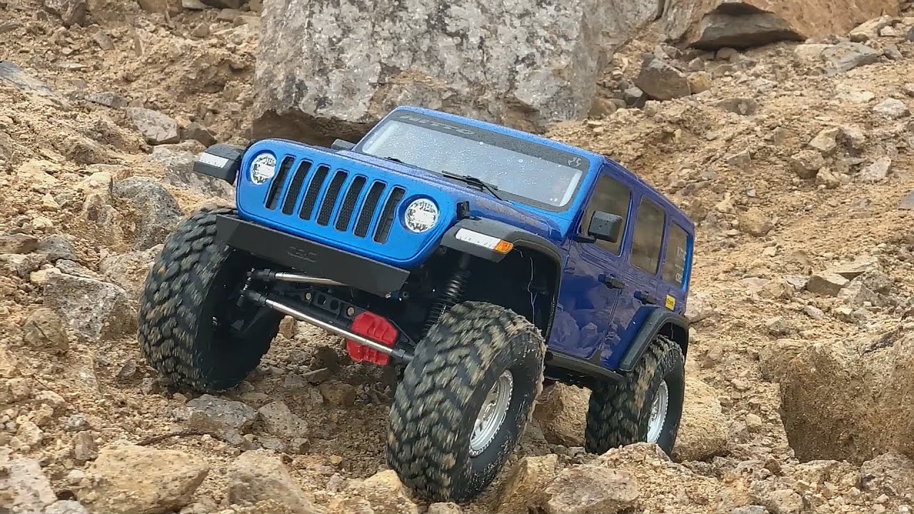 RC Car : Axial SCX10 III Jeep JLU Wrangler First Run #1