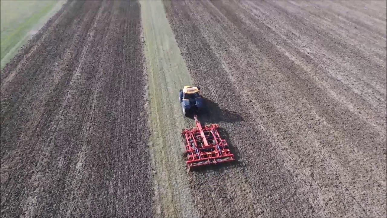 JCB fastrac 7270 and vaderstad topdown 500