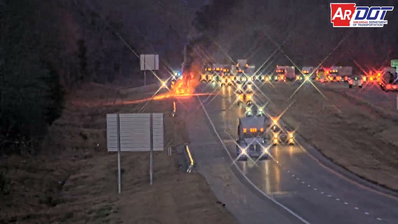 Arkansas: Car Fire 