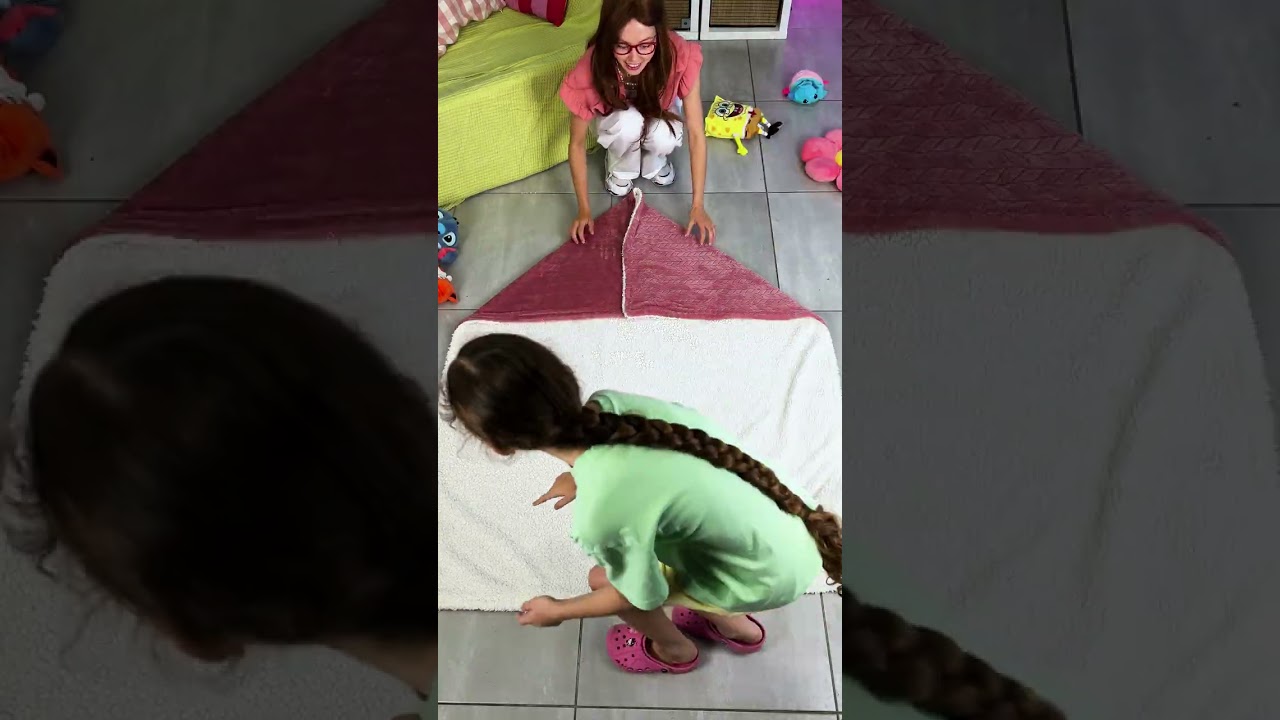 Blanket or Snail?🐌🧶 Fun and Useful game to Play with Kids