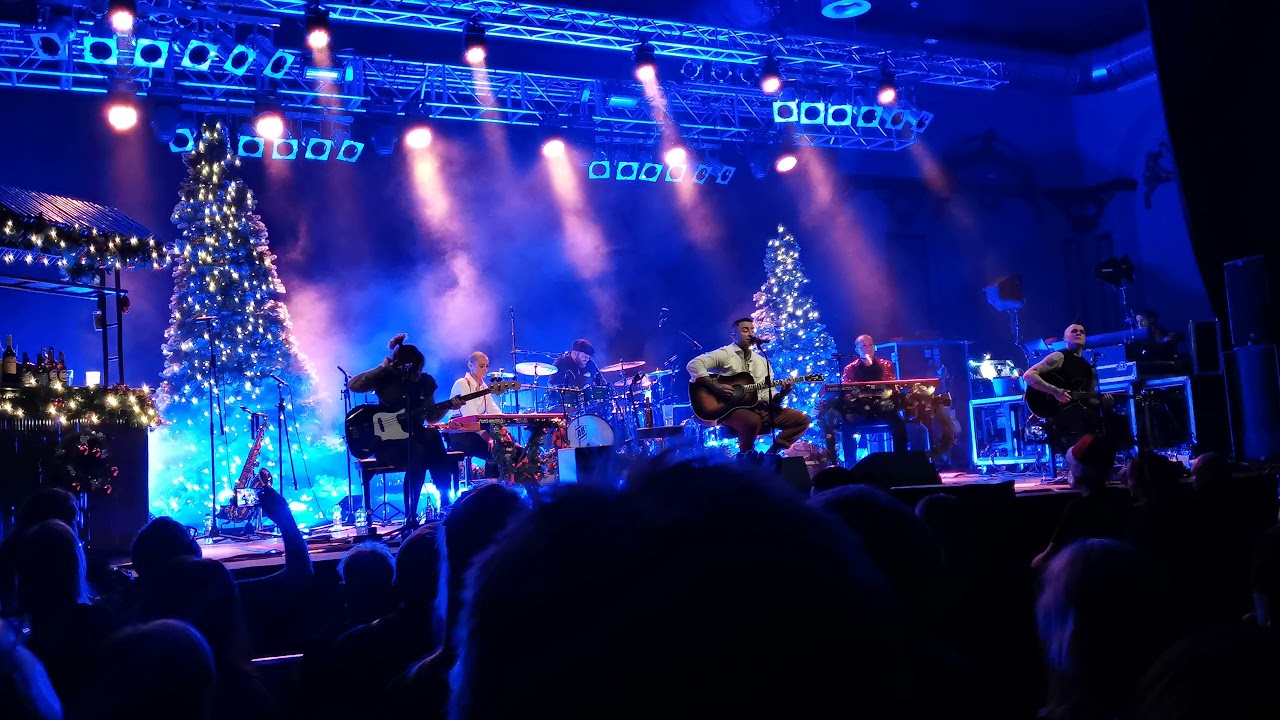 Broilers -  ,,Vor Mitternacht (Auld Lang Syne)''