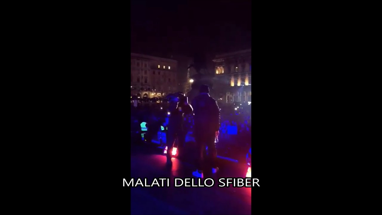 Fabri Fibra - Capodanno 2018 [Milano]