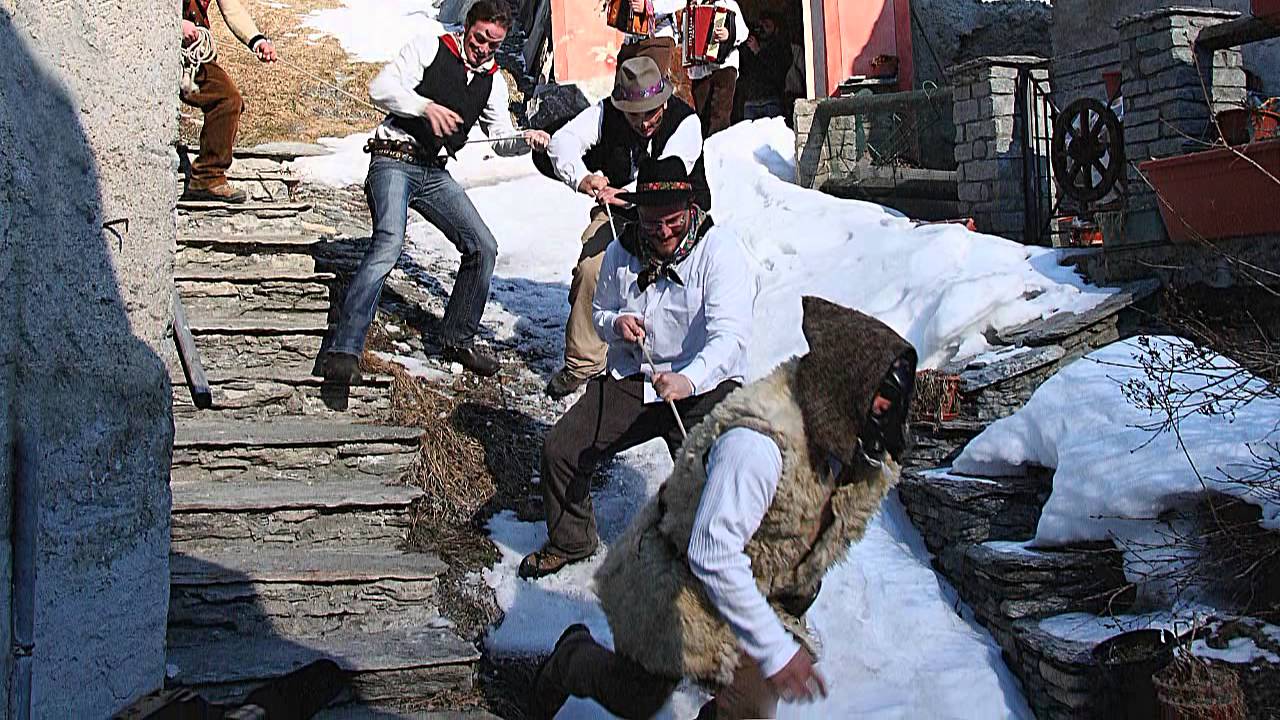 Il lupo di Chianale 2013 ( breve )