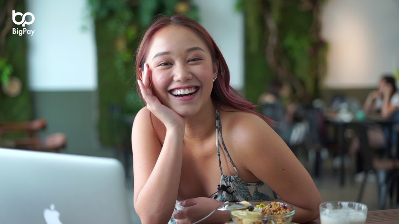 BigPay talks money with Zoey!