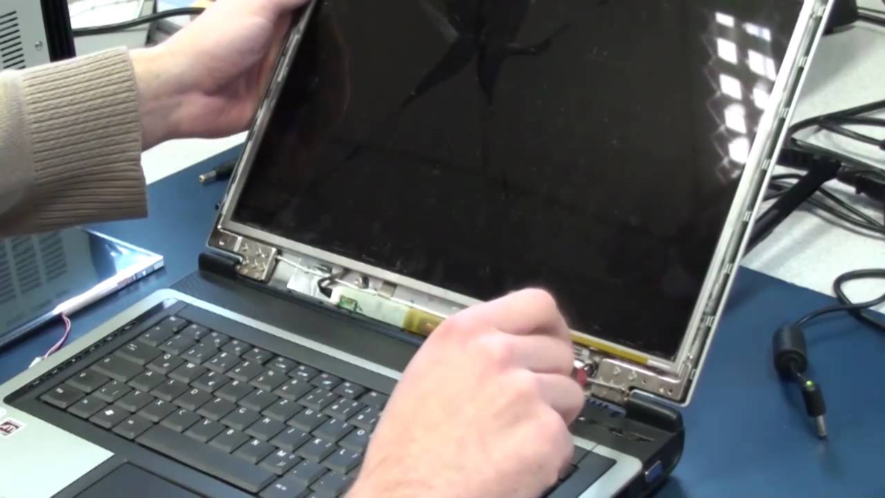 Notebook Display Reparatur / Tausch  - so geht's