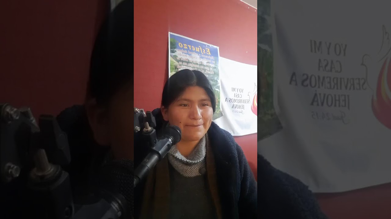 PASTORA NORMA GERONIMO CON PREDICA  