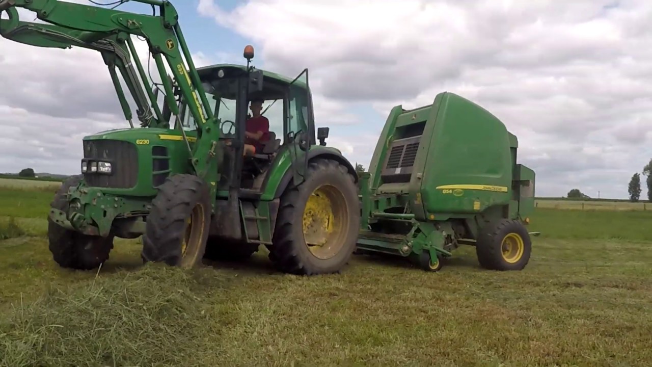 #Pawełek za sterami JD 6230 i Prasa JD 854 Zlecenie wykonane na usługach.