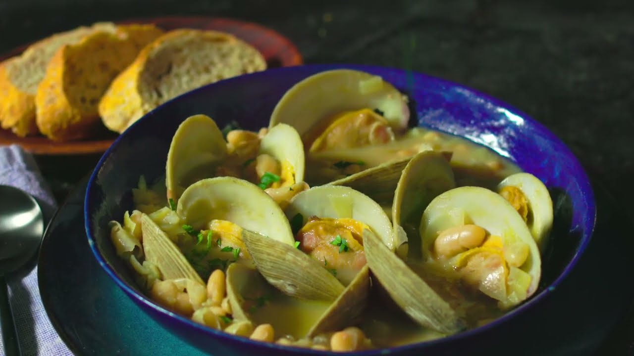 Catalan Clams with White Beans