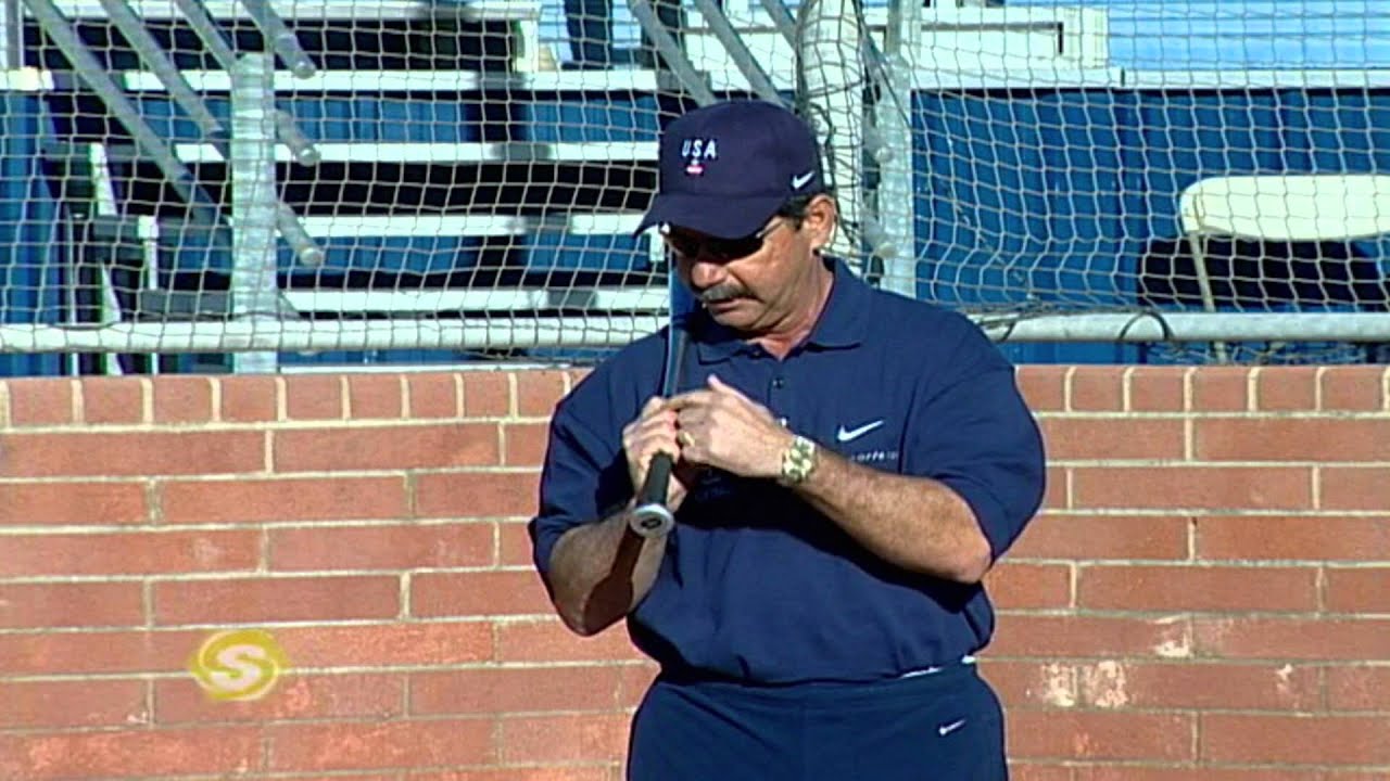 The best way to grip a bat for Softball with coach Mike Candrea