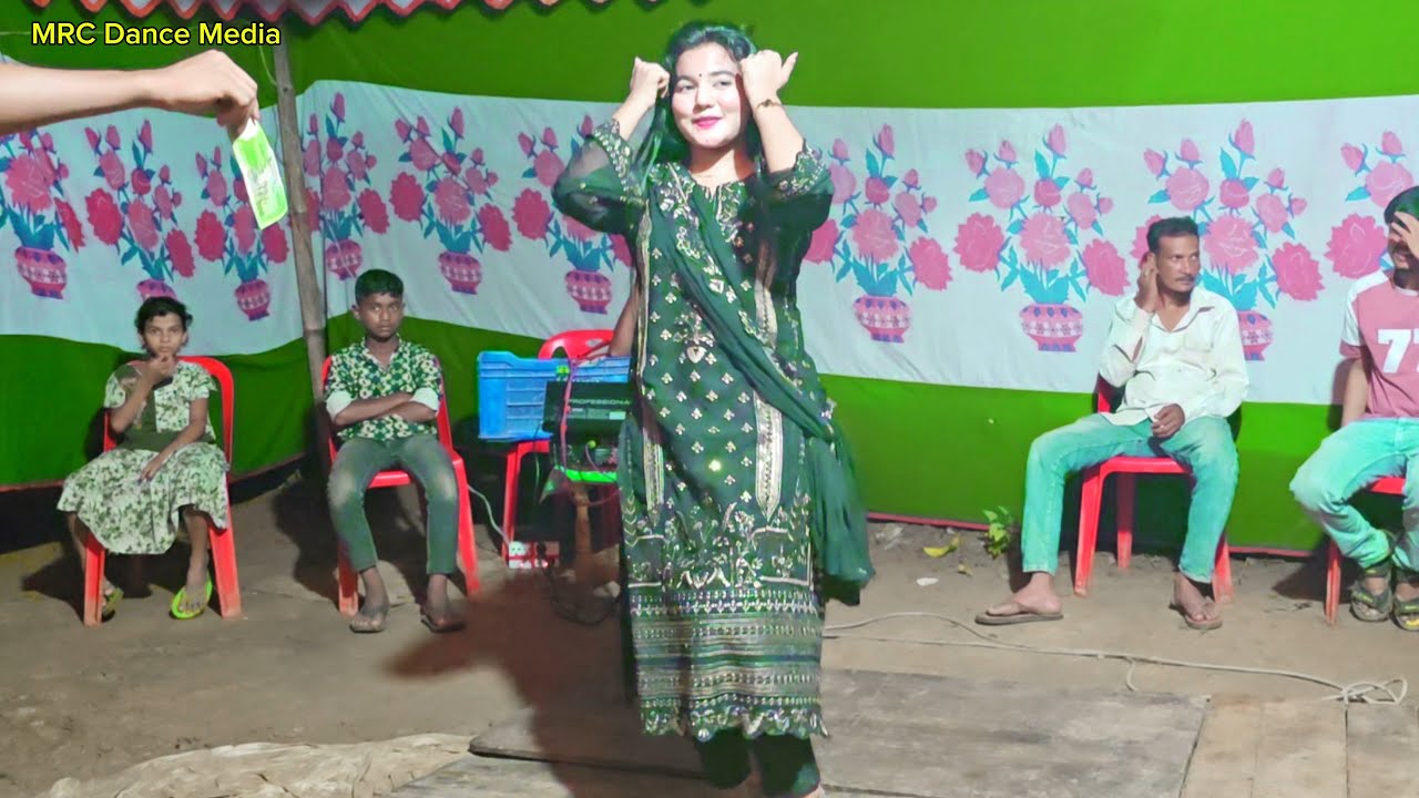 গ্রামের মেয়ের বিয়ে বাড়ি কাঁপানো ডান্স ||New Bhojpuri Song Dil Dama Dol kar Rakha 2025
