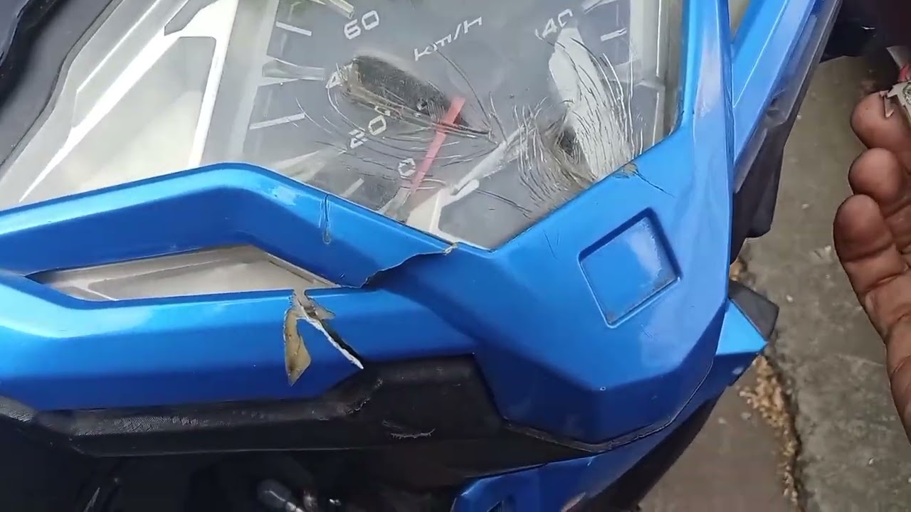 Paano pagpalit ng headlight ng rusi flair 125 toturial ✌️