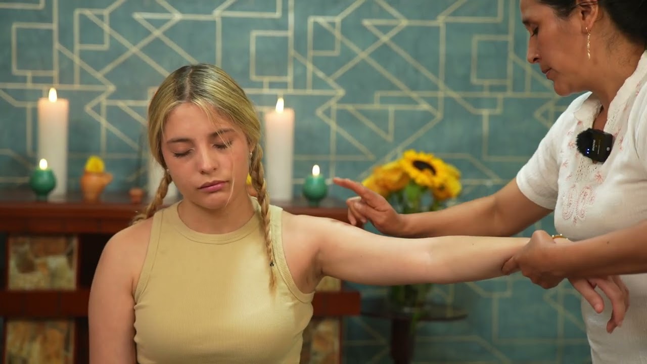 Masaje ASMR y susurros de Do&ntilde;a Esperanza: Armonizando los Centros Energ&eacute;ticos del Cuerpo para dormir