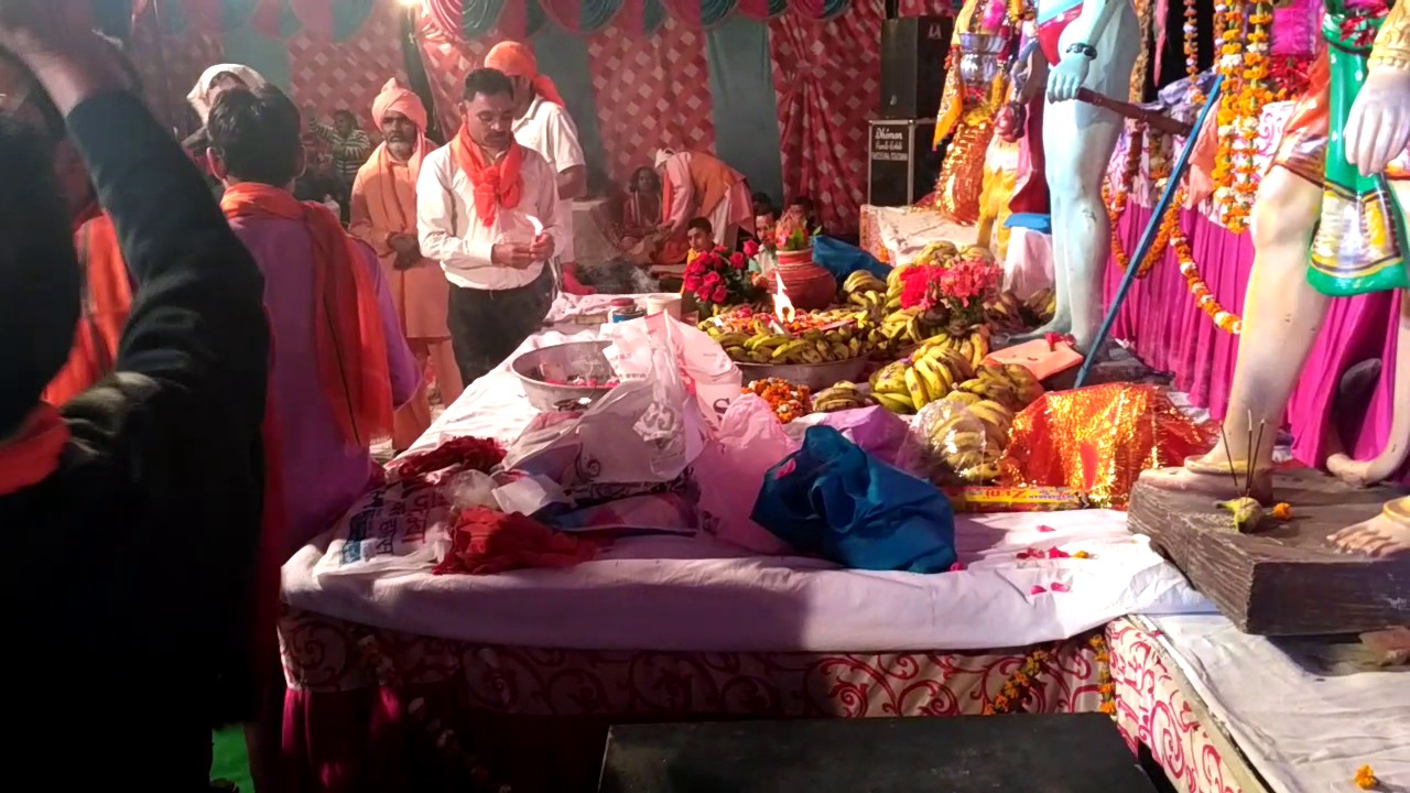 Diyot sidh siri baba balak nath ji....aaj Paonta sahib main baba ji .......jai babe di