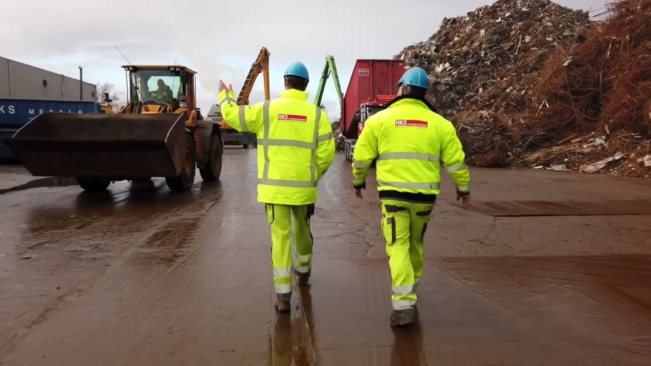 De nieuwe Mantsinen 140 van HKS!