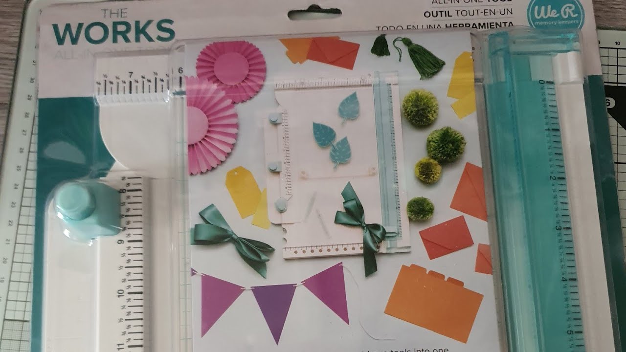 Works All in one tool de We R Memory Keepers tuto😊