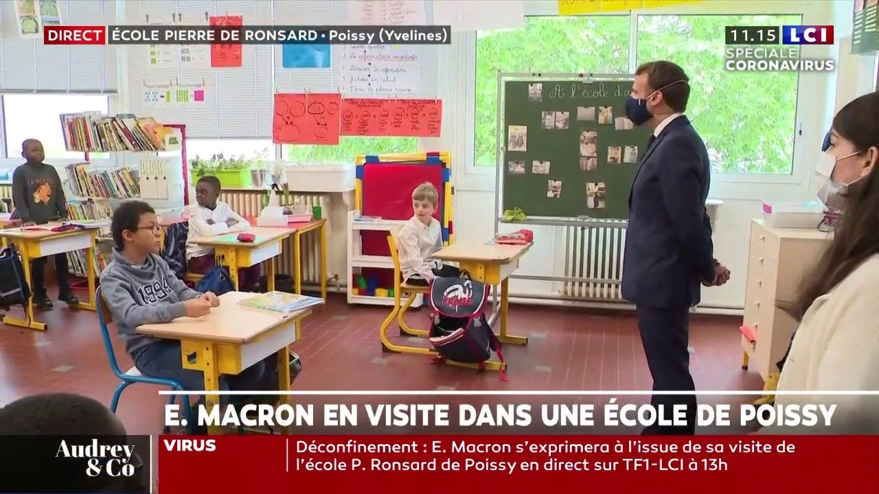 Emmanuel Macron en visite dans une école de Poissy