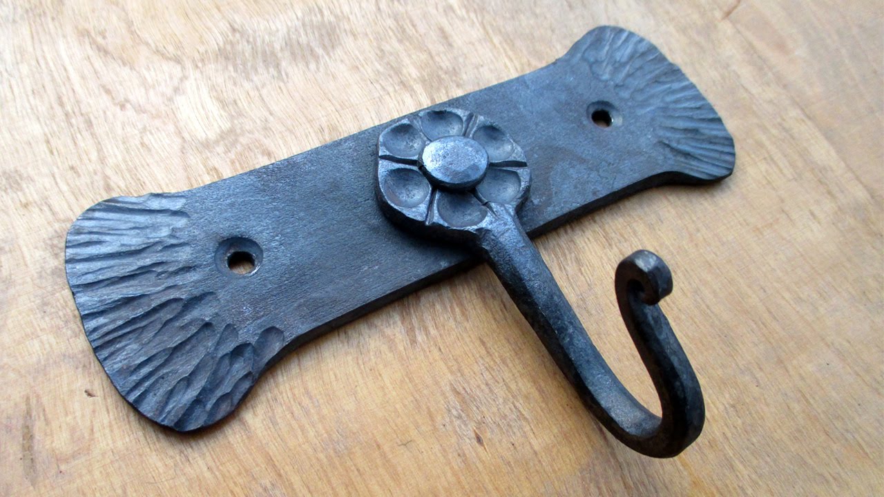 Вешалка кованая  Hanger forged