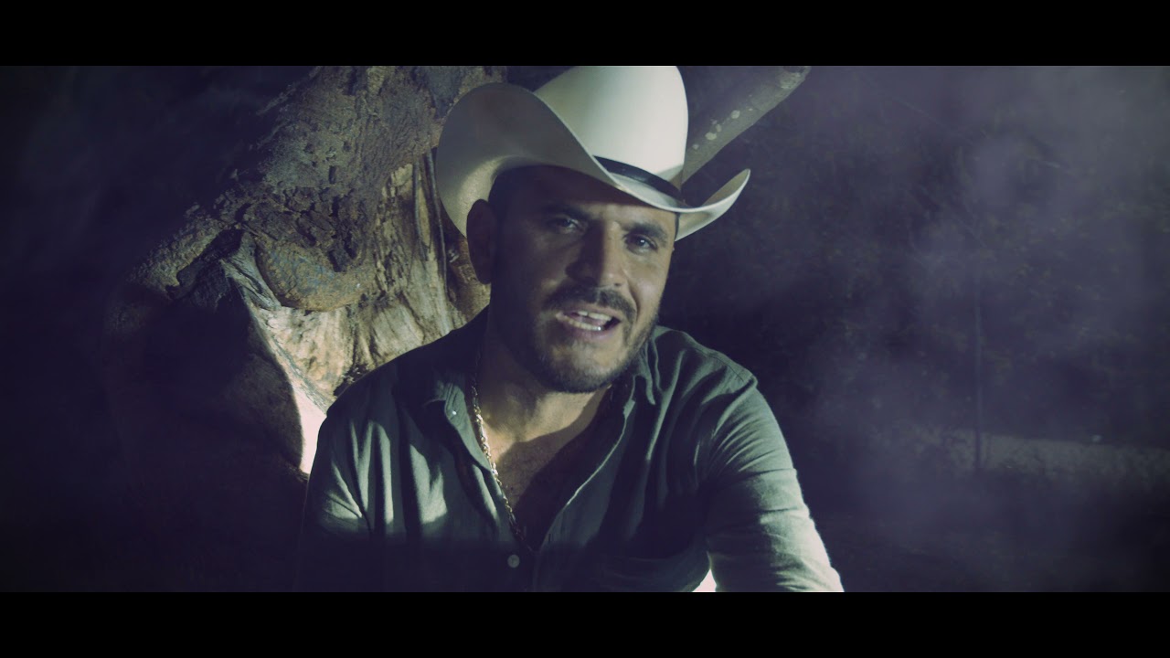El Komander x Diferente Nivel - Las Dos Cruces (Video Oficial)