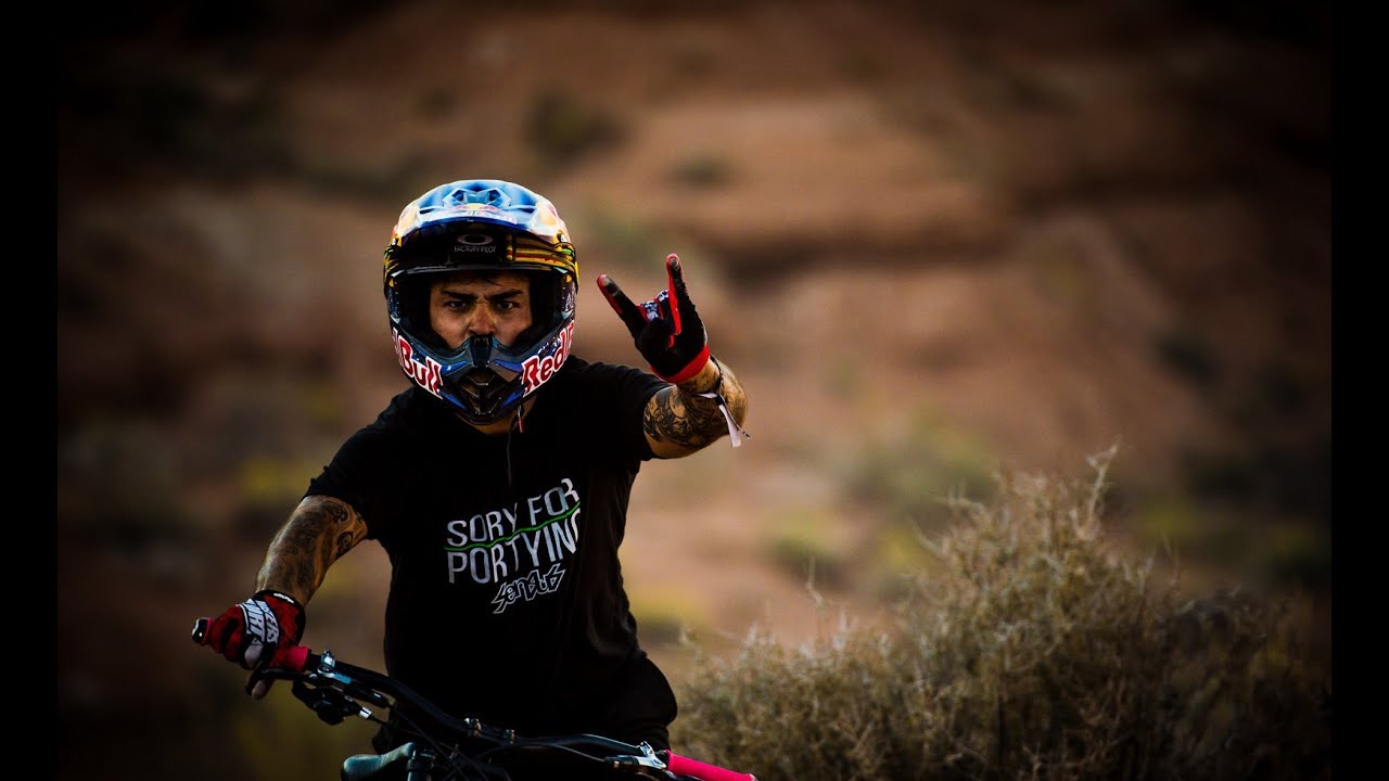Downhill and Freeride: Andreu Lacondeguy Tribute