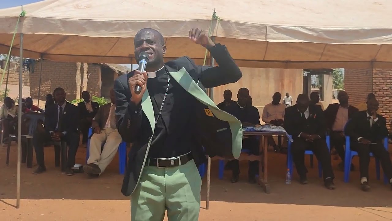 Rev. Alexander Kambiri preaching at Katondo CCAP, LILONGWE